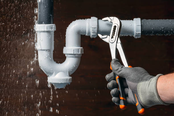 Professional Gas Line Repair technician working in Valley Stream, NY